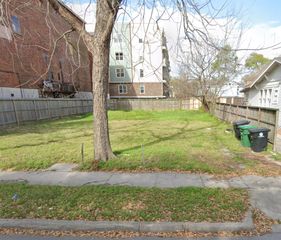 2805 Houston Avenue, Houston, TX 77009