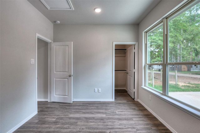 12043 Nelwood, Willis, TX 77318