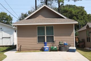 12043 Nelwood, Willis, TX 77318