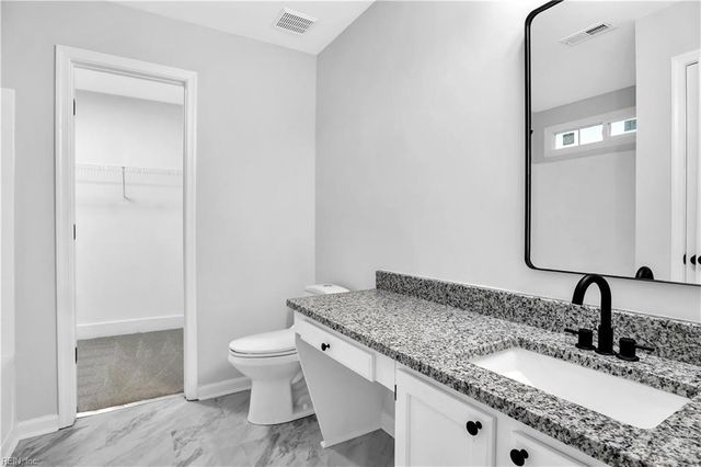 221 Gruen ST, Chesapeake, VA 23323