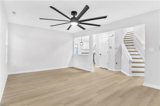 221 Gruen ST, Chesapeake, VA 23323