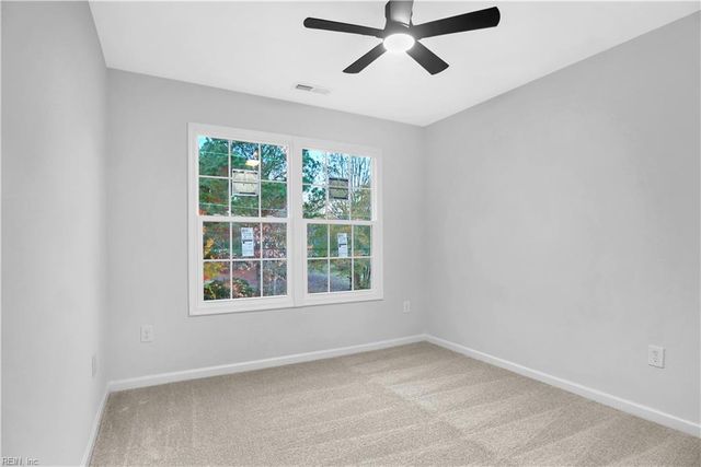 221 Gruen ST, Chesapeake, VA 23323