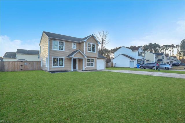 221 Gruen ST, Chesapeake, VA 23323