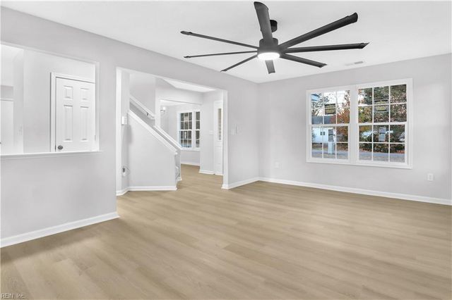 221 Gruen ST, Chesapeake, VA 23323