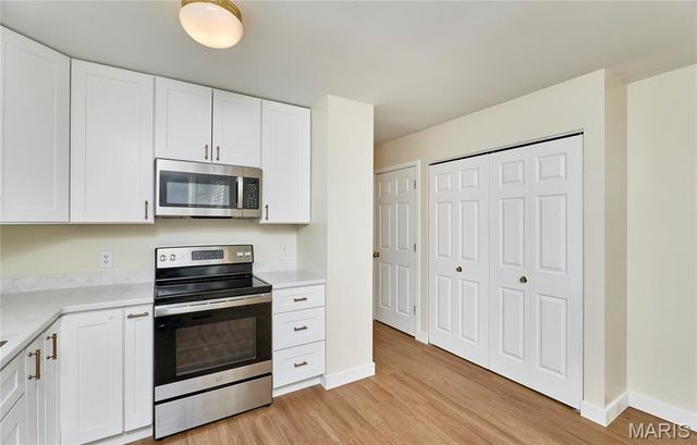 866 Sherwood Forest Court, O'fallon, MO 63366