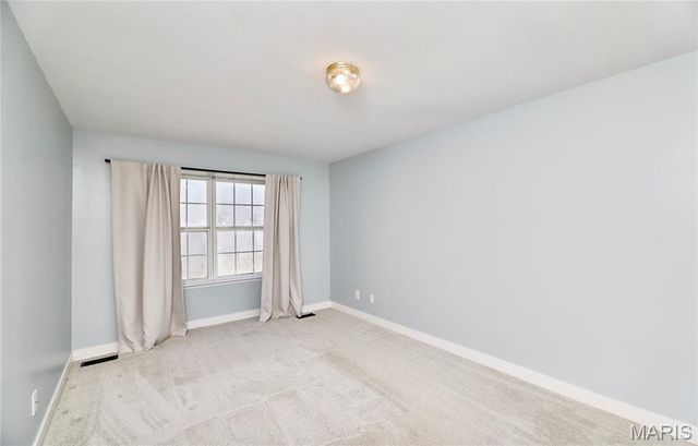 866 Sherwood Forest Court, O'fallon, MO 63366