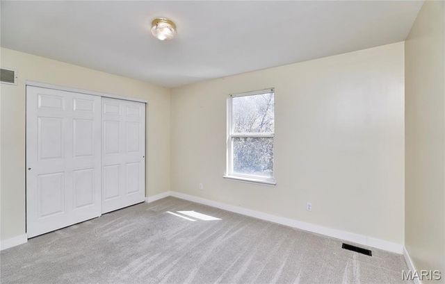 866 Sherwood Forest Court, O'fallon, MO 63366