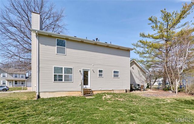 866 Sherwood Forest Court, O'fallon, MO 63366