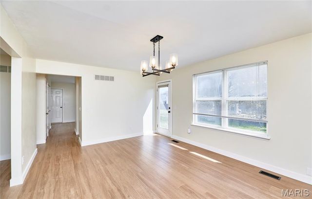 866 Sherwood Forest Court, O'fallon, MO 63366