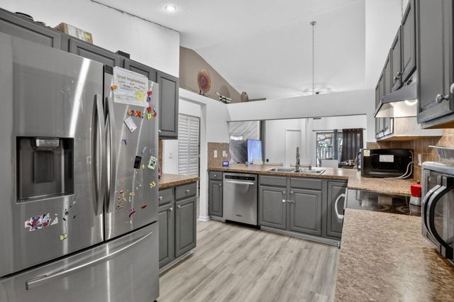 11145 NW 38th Place, Sunrise, FL 33351