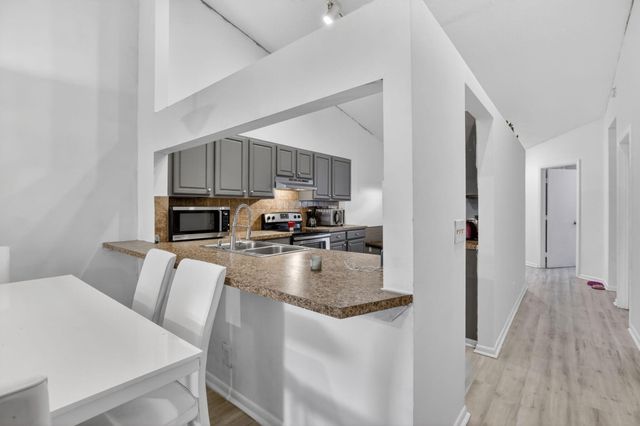 11145 NW 38th Place, Sunrise, FL 33351