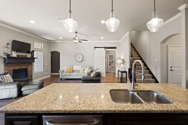 4809 Crater Lake Drive, Edmond, OK 73025