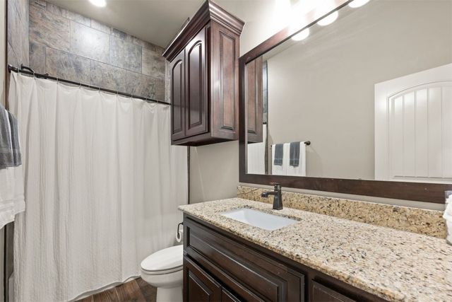 4809 Crater Lake Drive, Edmond, OK 73025