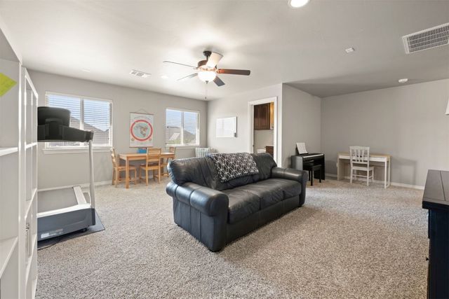 4809 Crater Lake Drive, Edmond, OK 73025