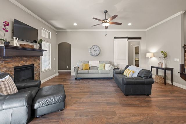 4809 Crater Lake Drive, Edmond, OK 73025