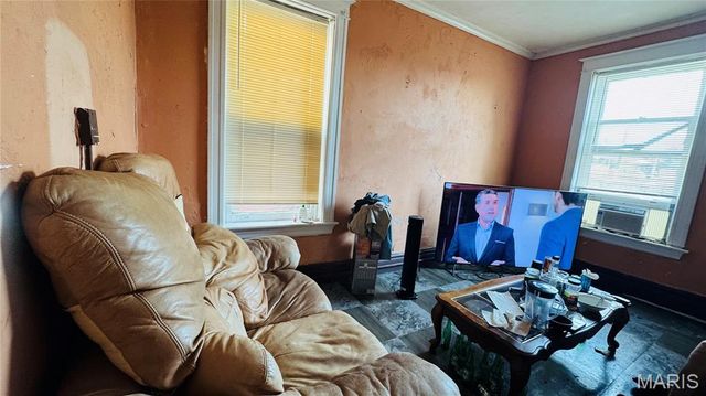 3927 Gravois Avenue, St Louis, MO 63116