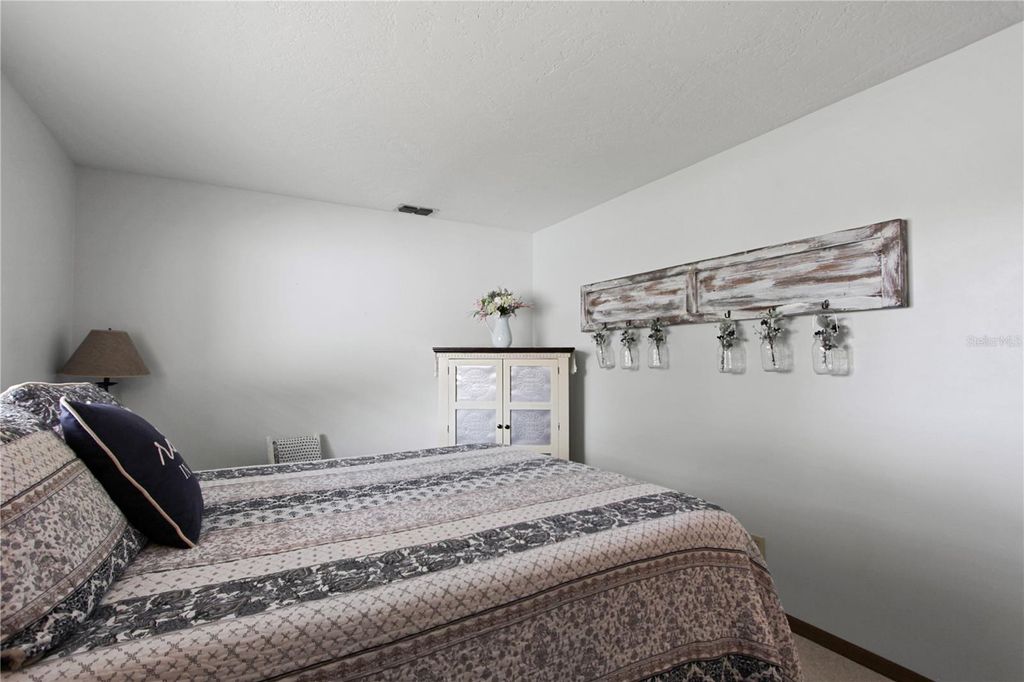 Image 20 of property listing at 308 SMOKERISE BOULEVARD, Longwood, FL 32779