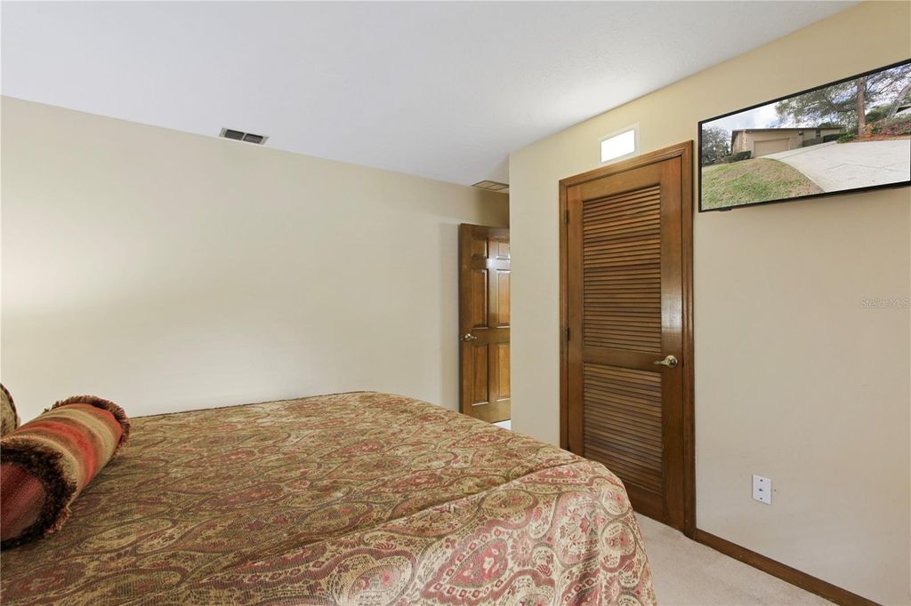 Image 29 of property listing at 308 SMOKERISE BOULEVARD, Longwood, FL 32779