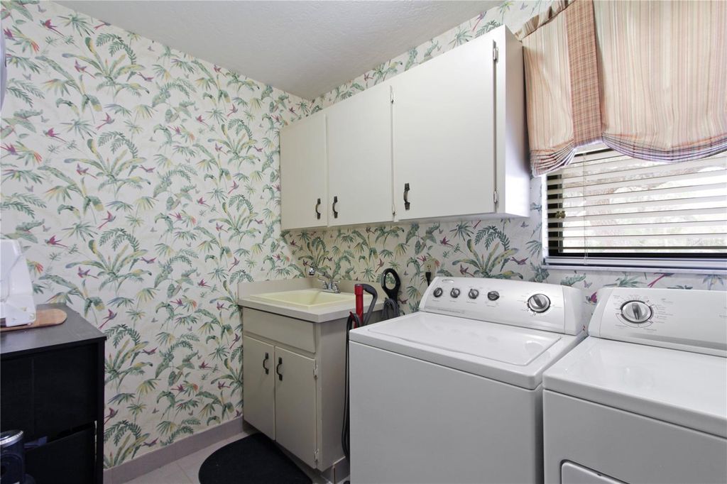 Image 32 of property listing at 308 SMOKERISE BOULEVARD, Longwood, FL 32779