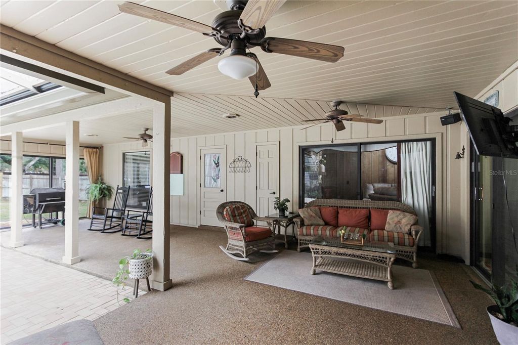 Image 33 of property listing at 308 SMOKERISE BOULEVARD, Longwood, FL 32779