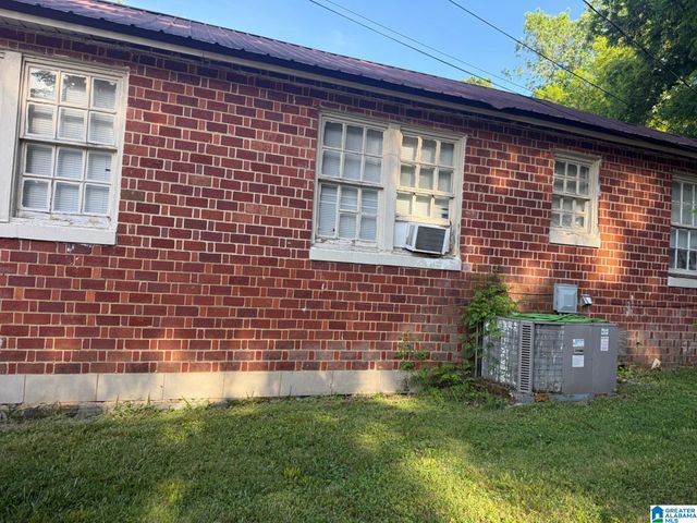2107 3RD STREET E, Tuscaloosa, AL 35404