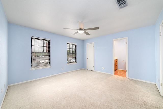 7505 Memorial Woods Drive 23, Houston, TX 77024