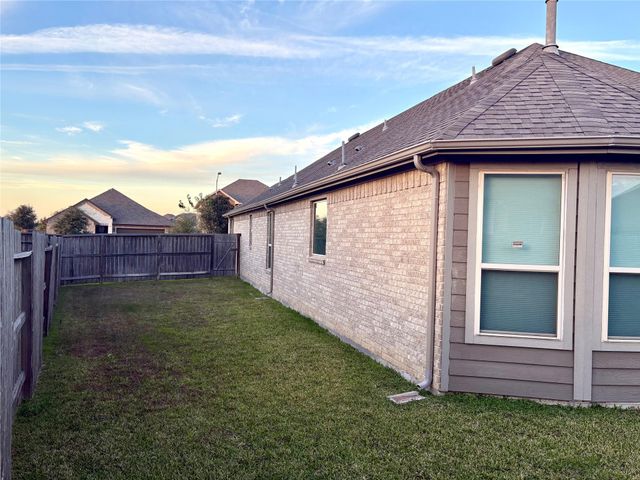 24735 Twilight Hollow Lane, Richmond, TX 77406