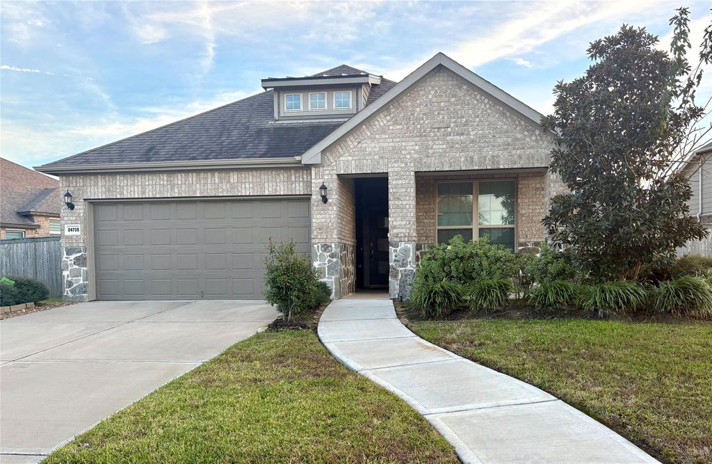 24735 Twilight Hollow Lane, Richmond, TX 77406