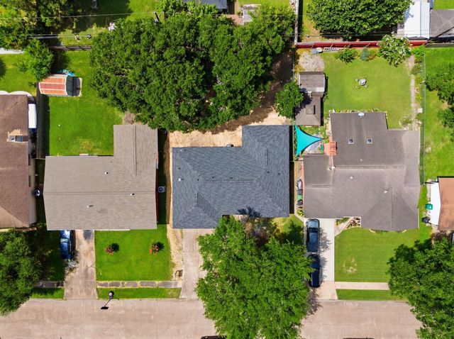 5551 Winding Creek Way, Houston, TX 77017