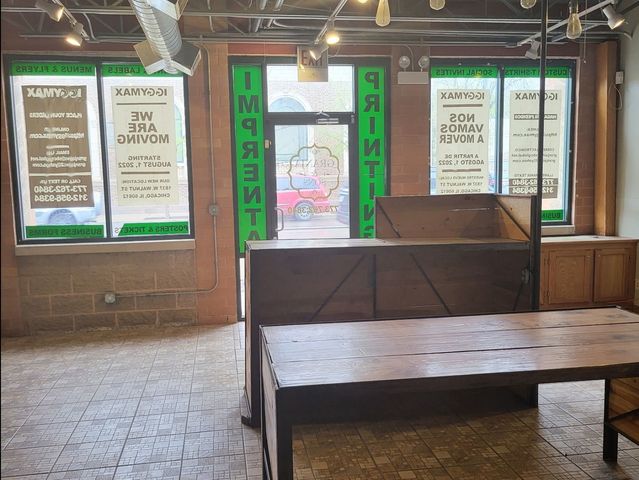 2703 S Pulaski Road, Chicago, IL 60623