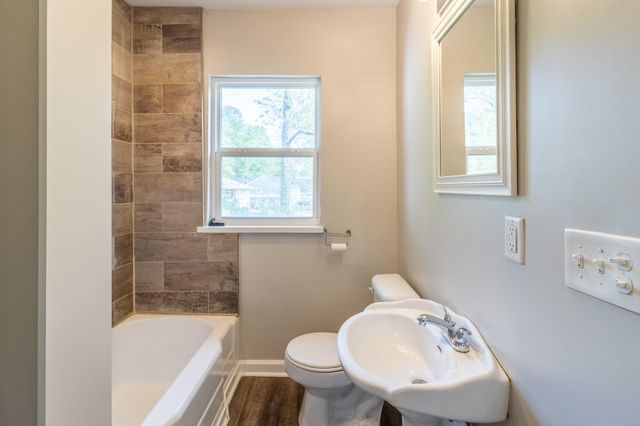 1109 Royston Street, Rossville, GA 30741