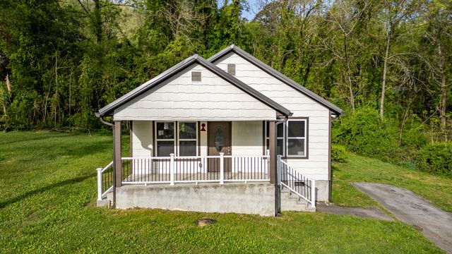 1109 Royston Street, Rossville, GA 30741