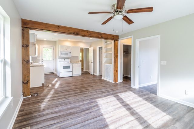 1109 Royston Street, Rossville, GA 30741