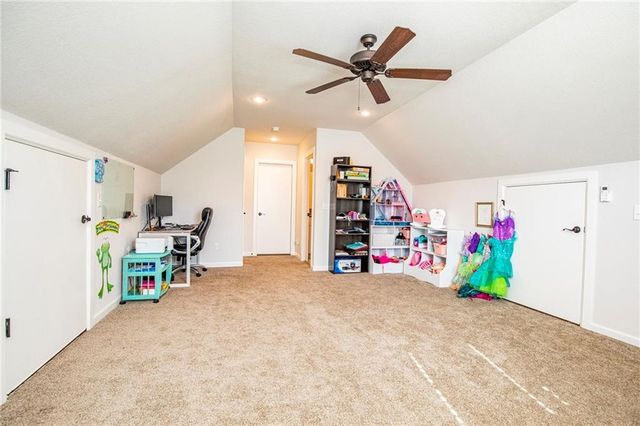 1700 Abbey Lane, Centerton, AR 72719
