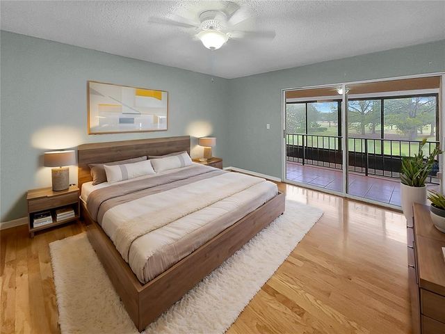 13516 PALMWOOD LANE, Tampa, FL 33618