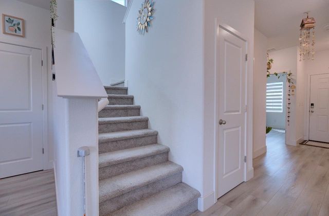 15581 Kellogg Creek Ct, Lathrop, CA 95330