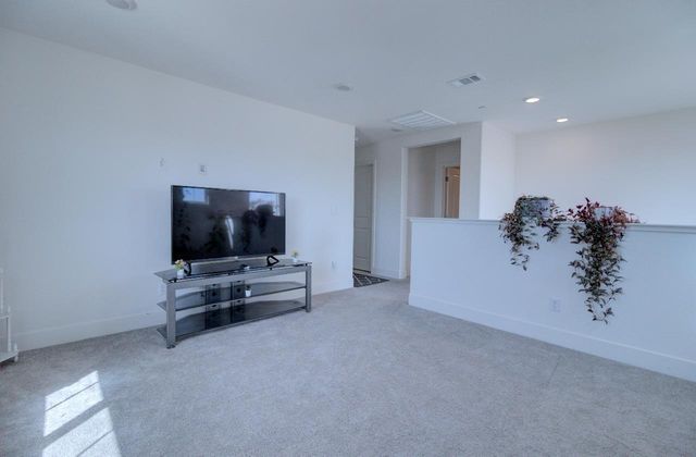 15581 Kellogg Creek Ct, Lathrop, CA 95330