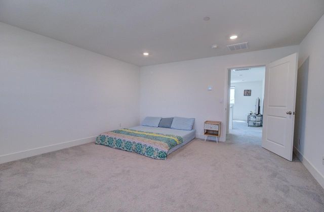 15581 Kellogg Creek Ct, Lathrop, CA 95330