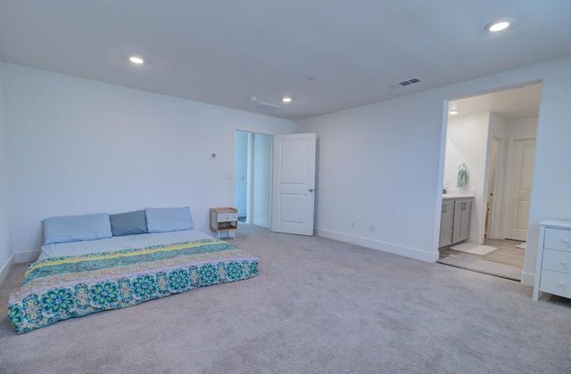 15581 Kellogg Creek Ct, Lathrop, CA 95330