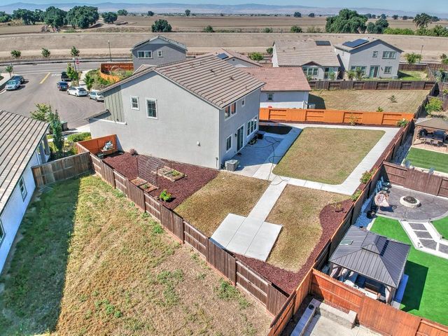 15581 Kellogg Creek Ct, Lathrop, CA 95330