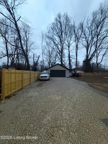 1345 Cleo Ave, Louisville, KY 40213