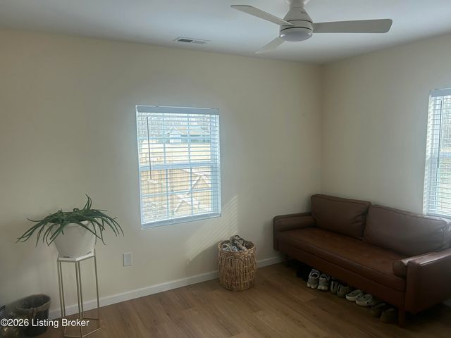 1345 Cleo Ave, Louisville, KY 40213