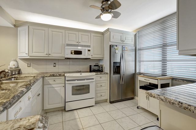 840 Ocean Drive 806, Juno Beach, FL 33408