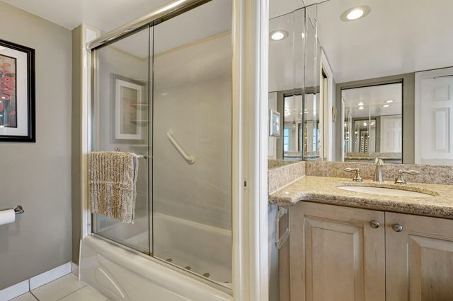 840 Ocean Drive 806, Juno Beach, FL 33408