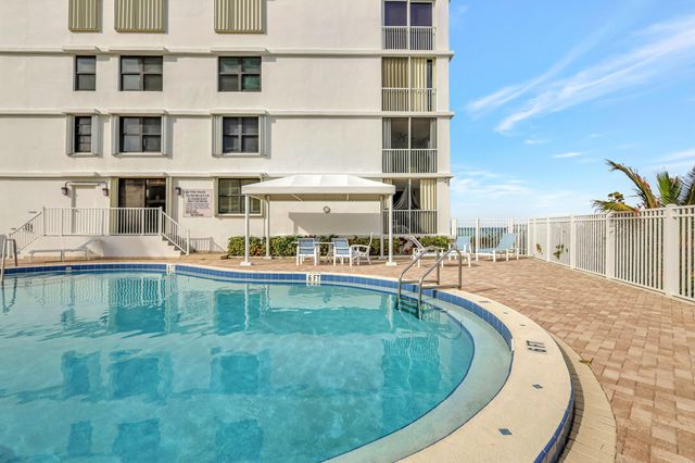 840 Ocean Drive 806, Juno Beach, FL 33408