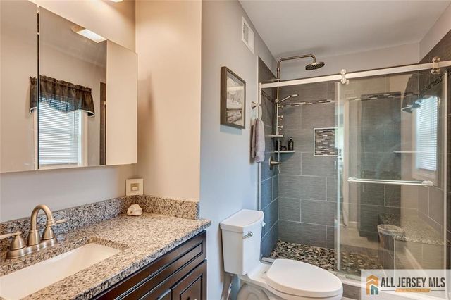 39 Kendall Road, South Brunswick, NJ 08824