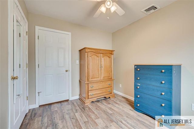 39 Kendall Road, South Brunswick, NJ 08824