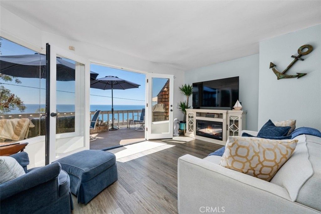 2430 Glenneyre, Laguna Beach, CA 92651 — exterior