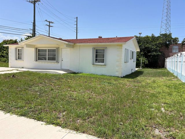 816 24th Avenue N, Lake Worth Beach, FL 33460