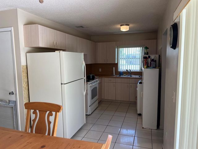 816 24th Avenue N, Lake Worth Beach, FL 33460